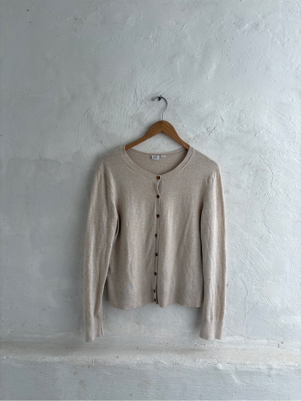 GAP beige 100% cotton crewneck cardigan